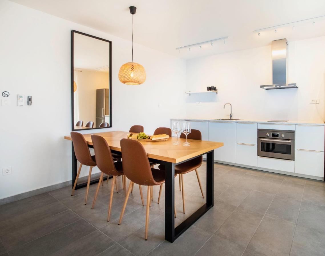 The Grande - Huge Terrace - Amazing Sea Views - Tastefully Furnished - Access To Rooftop Terrace And Gym - Hillside Apartments Rogoznica Rogoznica  Esterno foto