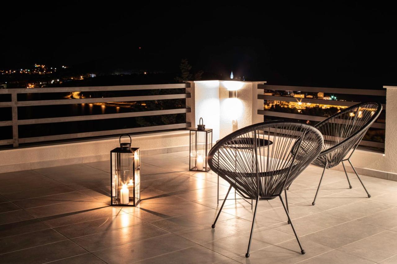The Grande - Huge Terrace - Amazing Sea Views - Tastefully Furnished - Access To Rooftop Terrace And Gym - Hillside Apartments Rogoznica Rogoznica  Esterno foto