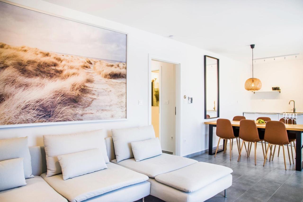 The Grande - Huge Terrace - Amazing Sea Views - Tastefully Furnished - Access To Rooftop Terrace And Gym - Hillside Apartments Rogoznica Rogoznica  Esterno foto