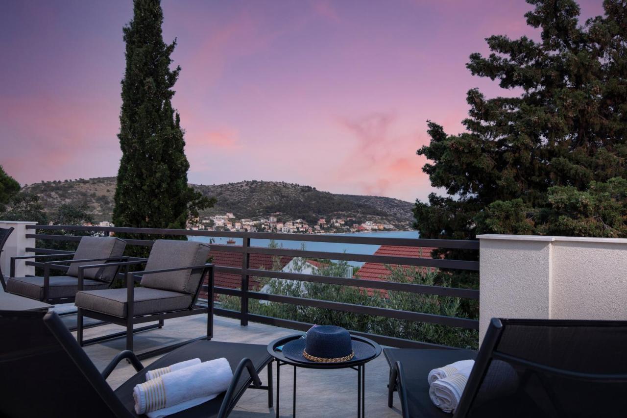 The Grande - Huge Terrace - Amazing Sea Views - Tastefully Furnished - Access To Rooftop Terrace And Gym - Hillside Apartments Rogoznica Rogoznica  Esterno foto
